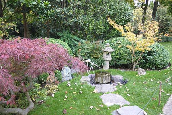 Water feature - Kyoto Japanese Garden, Holland Park, London