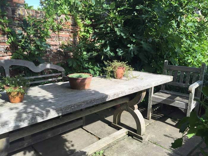 The pergola and seating areas in The White Garden, Sissinghurst