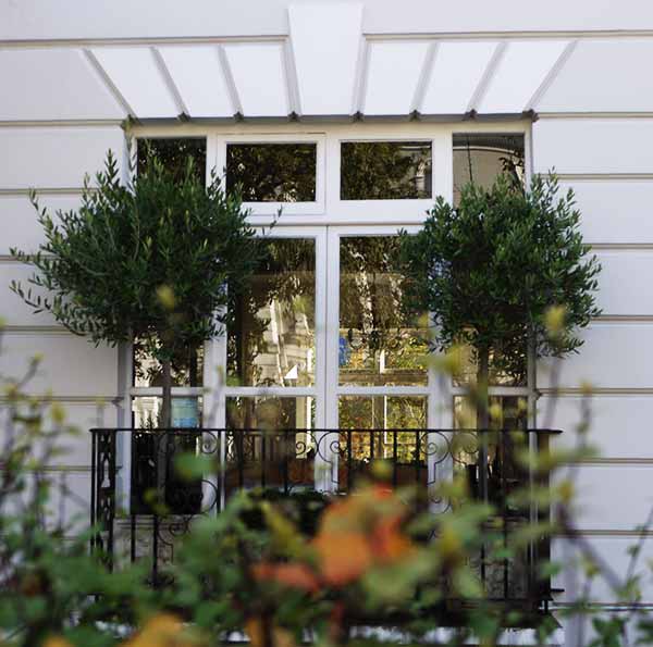 Create A Balcony Garden