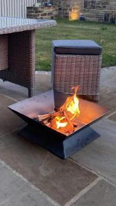 CHB Engineering Mini Pyramid Firepit Grill